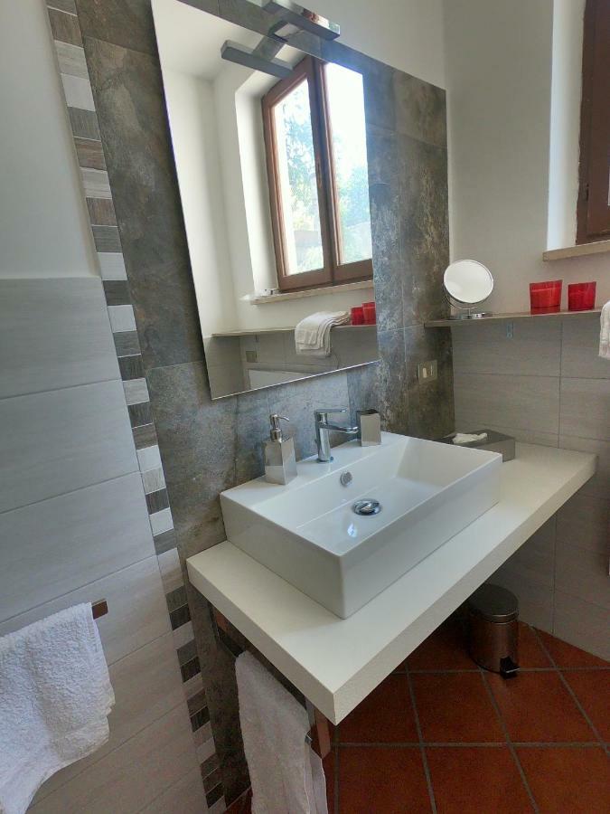 Il Giardino Segreto Apartment Carbognano Ngoại thất bức ảnh